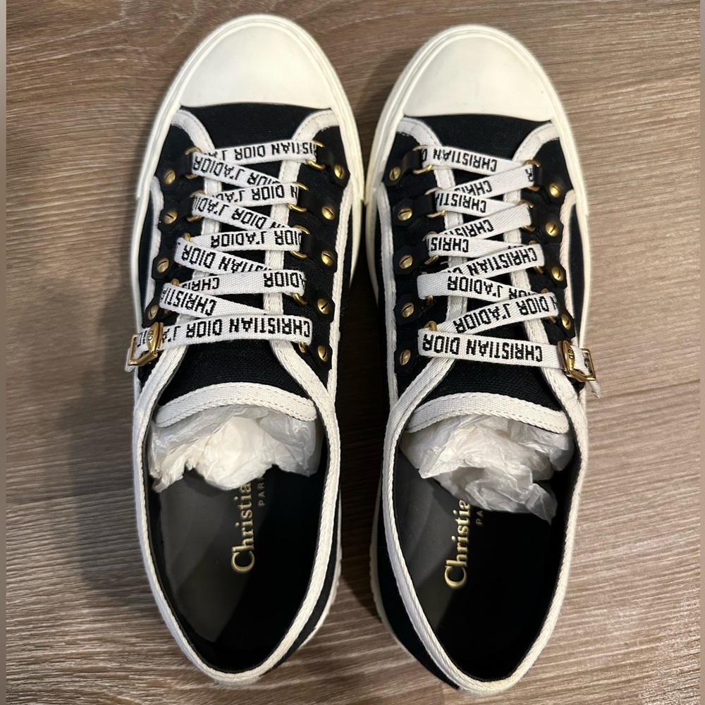 DIOR Walk'n'Dior Sneaker